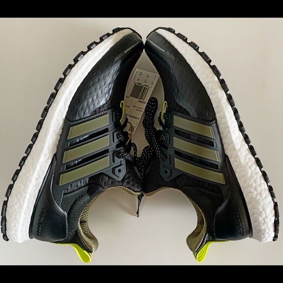 UltraBoost Cold.RDY DNA 'Black Focus Olive M7 W8 - Picture 2 of 9